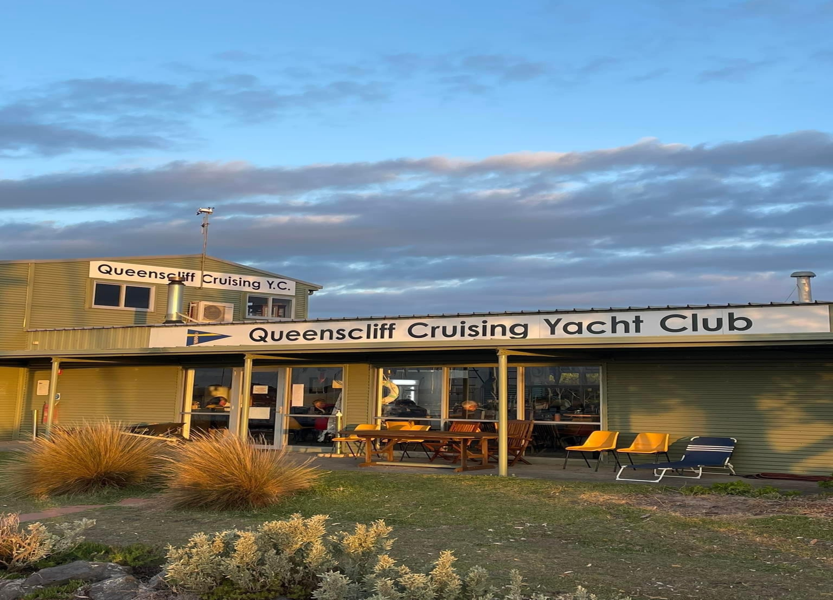 QCYC Easter Saturday evening roast dinner 2025 Tickets, Queenscliff ...