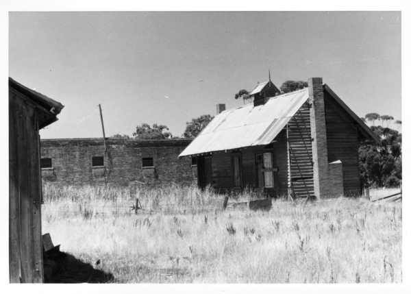 Bundoora Park Farm Paranormal Investigation Tickets, Bundoora Park Farm ...